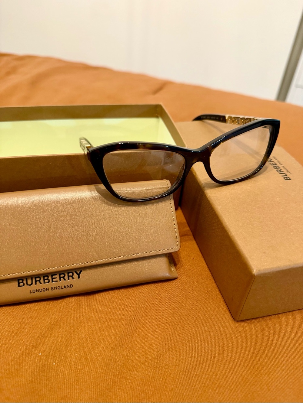 Burberry Black/Tortoiseshell Cat-Eye Optical Glasses